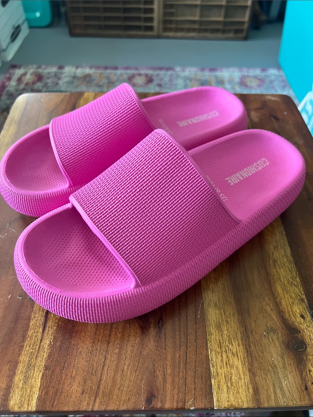 Cushionaire Women’s Feather Cloud Slide 8